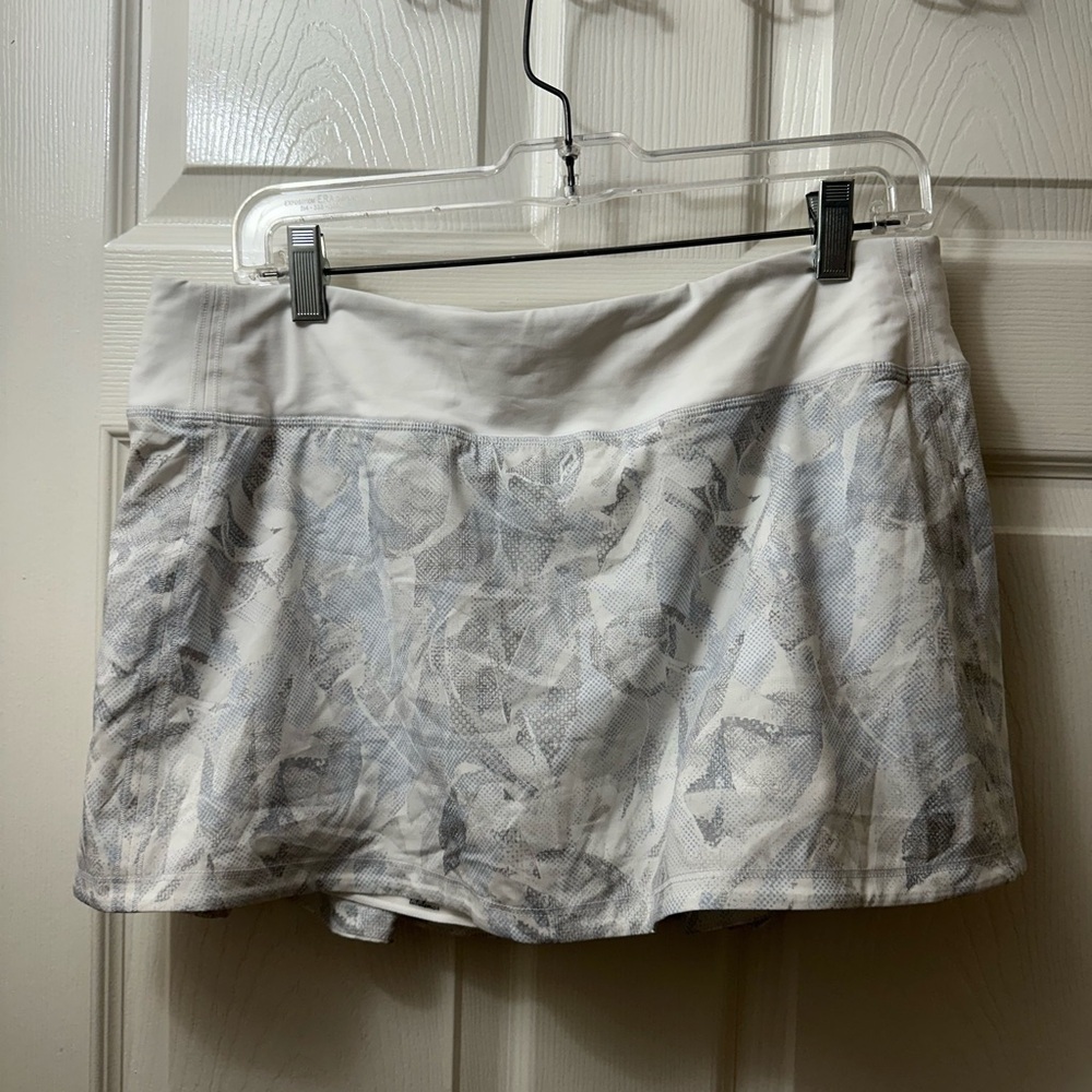 Lulu🍋Pace Rival Skirt Size 10